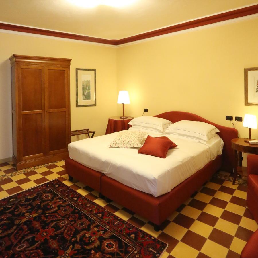 Albergo Castiglione Langhe Castiglione Tinella ภายนอก รูปภาพ