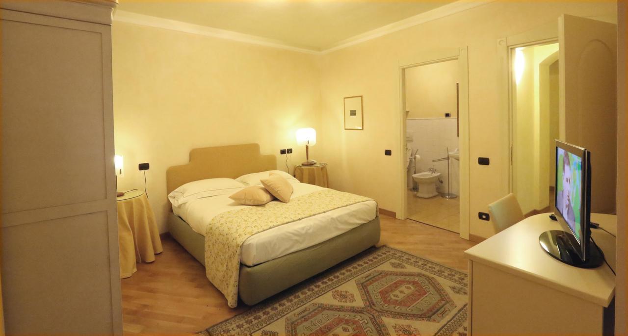 Albergo Castiglione Langhe Castiglione Tinella ภายนอก รูปภาพ